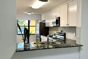 4691 Lucerne Lakes Blvd, Lake Worth, FL 33467 - Photo 7