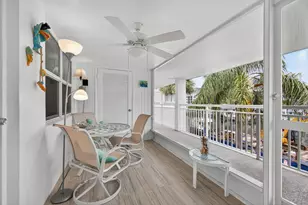 111 Shore Ct, North Palm Beach, FL 33408 - Photo 5