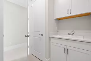 2147 Falls Manor, Vero Beach, FL 32967 - Photo 11