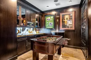 2325 NE 27th St, Pompano Beach, FL 33064 - Photo 15