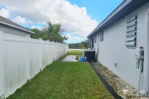 2161 SW Imperial St, Port Saint Lucie, FL 34987 - Photo 35