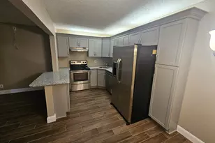 706 Sunny Pine Way, Greenacres, FL 33415 - Photo 9