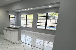 2221 Bahama Dr, Miramar, FL 33023 - Photo 9