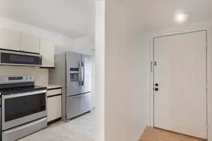 3349 Lucerne Park Dr, Greenacres, FL 33467 - Photo 3