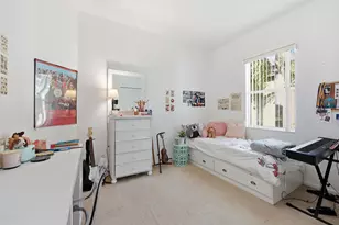 5427 Place Lake Dr, Fort Pierce, FL 34951 - Photo 13