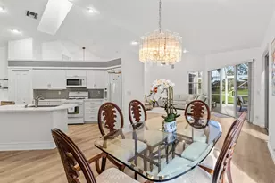 73 Via Verona, Palm Beach Gardens, FL 33418 - Photo 9
