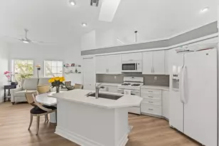 73 Via Verona, Palm Beach Gardens, FL 33418 - Photo 11