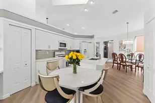 73 Via Verona, Palm Beach Gardens, FL 33418 - Photo 13