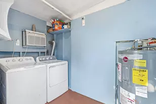 930 43rd St, West Palm Beach, FL 33407 - Photo 15