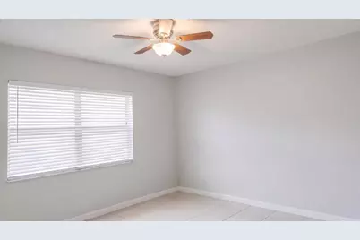 2516 S 19th Street #106, Fort Pierce, FL 34982 - Photo 7