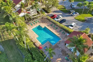 4 Lexington Ln E, Palm Beach Gardens, FL 33418 - Photo 21