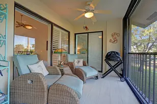 4 Lexington Ln E, Palm Beach Gardens, FL 33418 - Photo 11