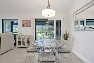 4 Lexington Ln E, Palm Beach Gardens, FL 33418 - Photo 9