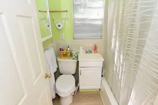 317 N D Street E, Lake Worth Beach, FL 33460 - Photo 7