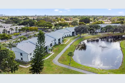 1013 Green Pine Boulevard #G1, West Palm Beach, FL 33409 - Photo 3