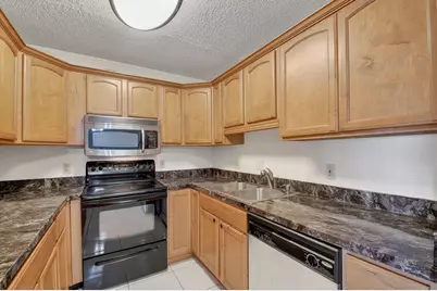 1013 Green Pine Boulevard #G1, West Palm Beach, FL 33409 - Photo 15