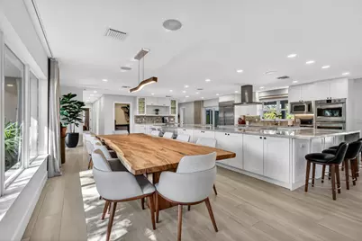 937 SW 34th Court, Boynton Beach, FL 33435 - Photo 9