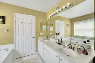 2008 Normandy Cir, West Palm Beach, FL 33409 - Photo 27