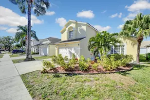 2008 Normandy Cir, West Palm Beach, FL 33409 - Photo 3