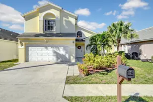 2008 Normandy Cir, West Palm Beach, FL 33409 - Photo 1