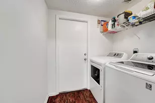 2008 Normandy Cir, West Palm Beach, FL 33409 - Photo 11