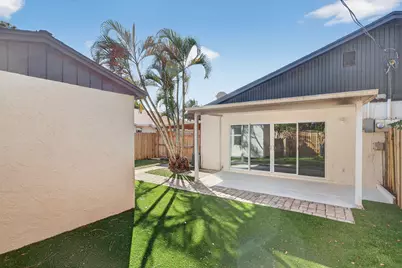 5785 SE Collins Avenue, Stuart, FL 34997 - Photo 35