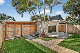 5785 SE Collins Ave, Stuart, FL 34997 - Photo 37