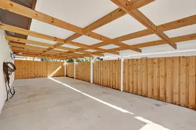 5785 SE Collins Avenue, Stuart, FL 34997 - Photo 5