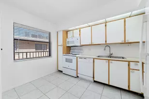 896 N Federal Hwy, Lantana, FL 33462 - Photo 7