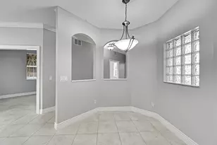 23269 Carolwood Ln, Boca Raton, FL 33428 - Photo 11