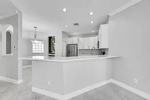 23269 Carolwood Ln, Boca Raton, FL 33428 - Photo 9