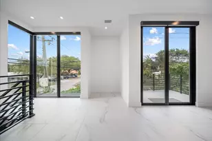 1052 N Victoria Park Rd, Fort Lauderdale, FL 33304 - Photo 9