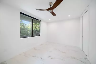 1052 N Victoria Park Road, Fort Lauderdale, FL 33304 - Photo 7