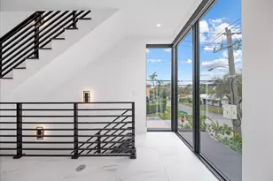 1052 N Victoria Park Rd, Fort Lauderdale, FL 33304 - Photo 9