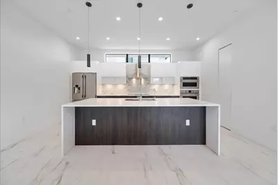 1052 N Victoria Park Road, Fort Lauderdale, FL 33304 - Photo 17