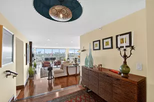 1900 Consulate Pl, West Palm Beach, FL 33401 - Photo 7