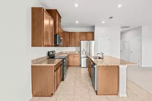 10813 SW Vasari Way, Port Saint Lucie, FL 34987 - Photo 11