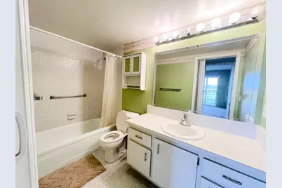 4040 Lincoln C #4040, Boca Raton, FL 33434 - Photo 5