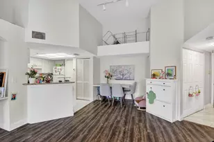 600 Crestwood Ct N, Royal Palm Beach, FL 33411 - Photo 5