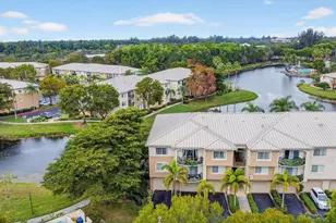 600 Crestwood Ct N, Royal Palm Beach, FL 33411 - Photo 3