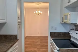 552 High Point Dr, Delray Beach, FL 33445 - Photo 9