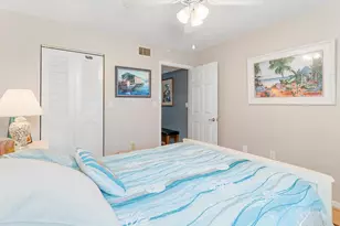 110 Half Moon Cir, Hypoluxo, FL 33462 - Photo 19