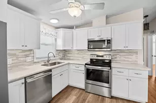 2969 Fiddlewood Cir, Port Saint Lucie, FL 34952 - Photo 9