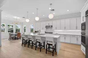 9249 Crestview Cir, Palm Beach Gardens, FL 33412 - Photo 7