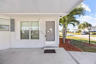 3801 Honeysuckle Court, Port Saint Lucie, FL 34952 - Photo 5