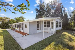 8221 Cinnamon Ln, Port Saint Lucie, FL 34952 - Photo 3