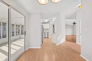 8527 Marlberry Ct, Port Saint Lucie, FL 34952 - Photo 5