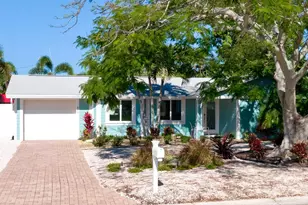 504 69th St, Bradenton Beach, FL 34217 - Photo 3