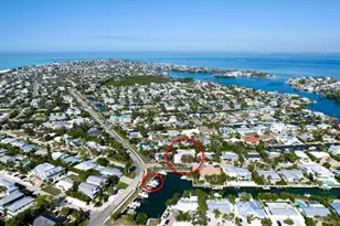 504 69th St, Bradenton Beach, FL 34217 - Photo 9