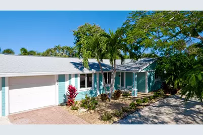 504 69th Street, Bradenton Beach, FL 34217 - Photo 1